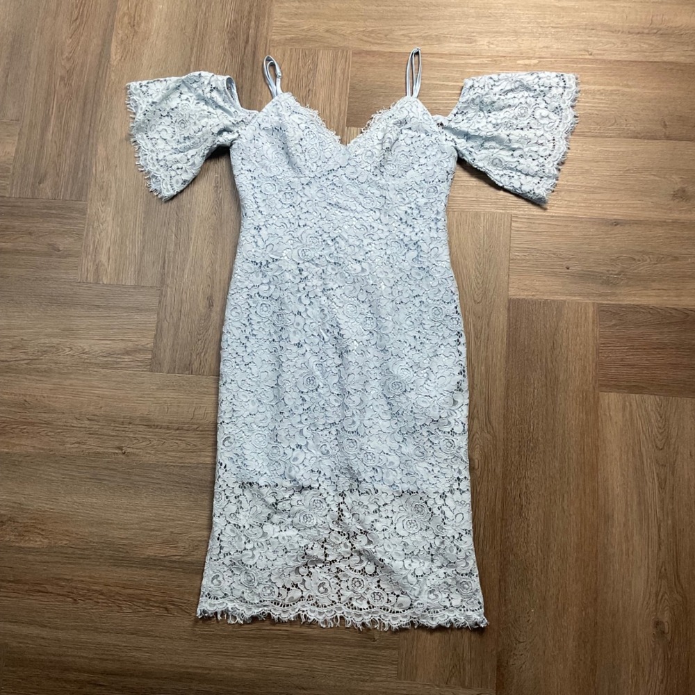Bardot Karlie Lace Cold Shoulder Sheath Dress Womens Small 6 Light Blue Coquette